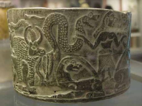 Un ser común en todas las culturas ancestrales: La serpiente Vaso-de-khafaje-c-2700-2500-a-c